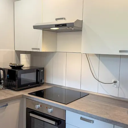 Piaskowa By Libertarent *